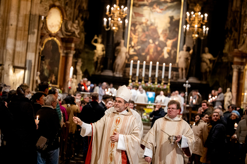 Feier der Osternacht 2026 / Erzdiözese Wien/Schönlaub, Stephan Schönlaub
